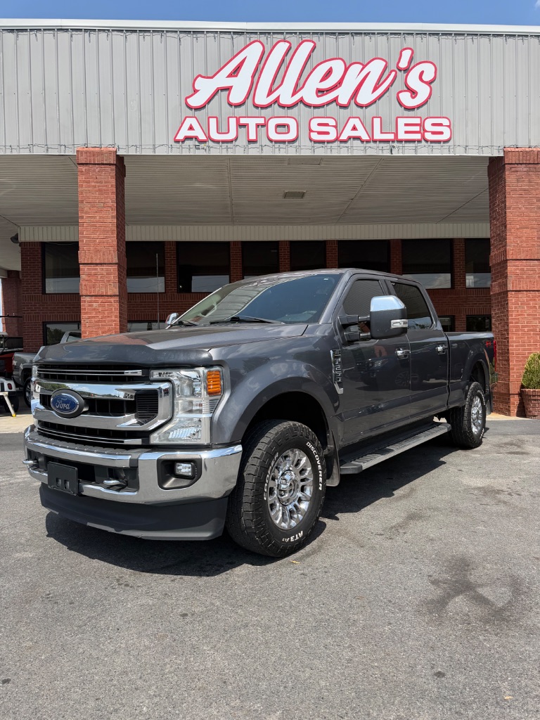 2022 Ford F-250 - $32,900