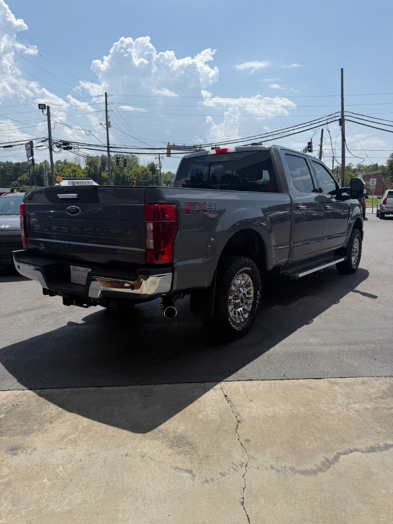 2022 Ford F-250 - $32,900