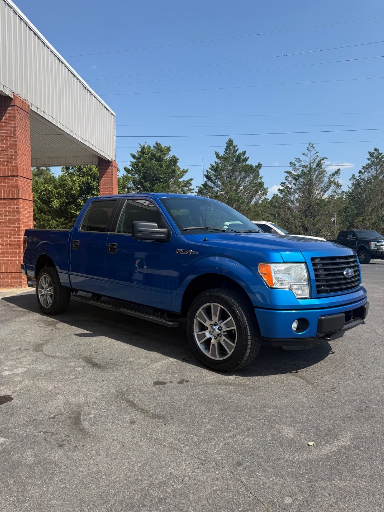 2014 Ford F-150 - $15,900