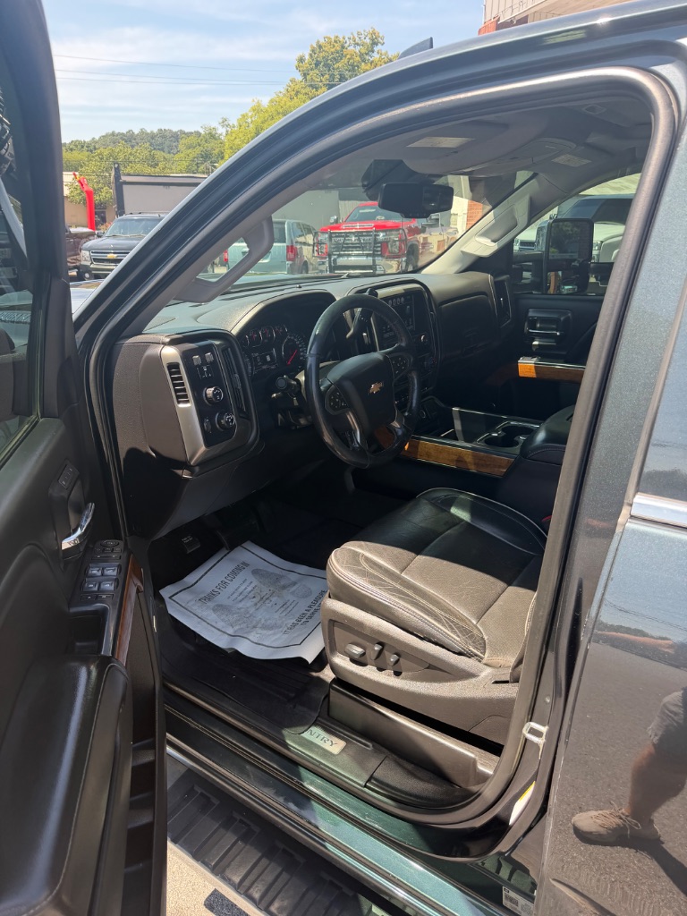 2019 Chevrolet Silverado Hd - $37,900