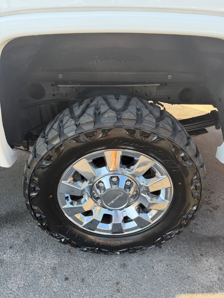 2017 GMC Sierra - $29,900