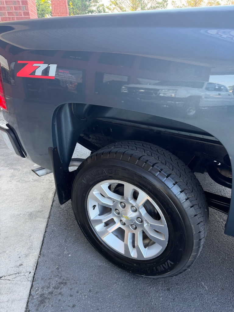 2008 Chevrolet Silverado - $10,900