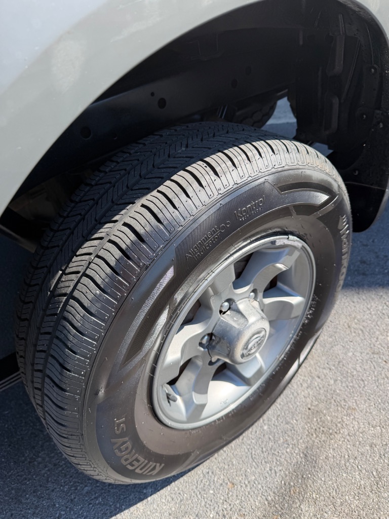 2001 Nissan Frontier - $6,500