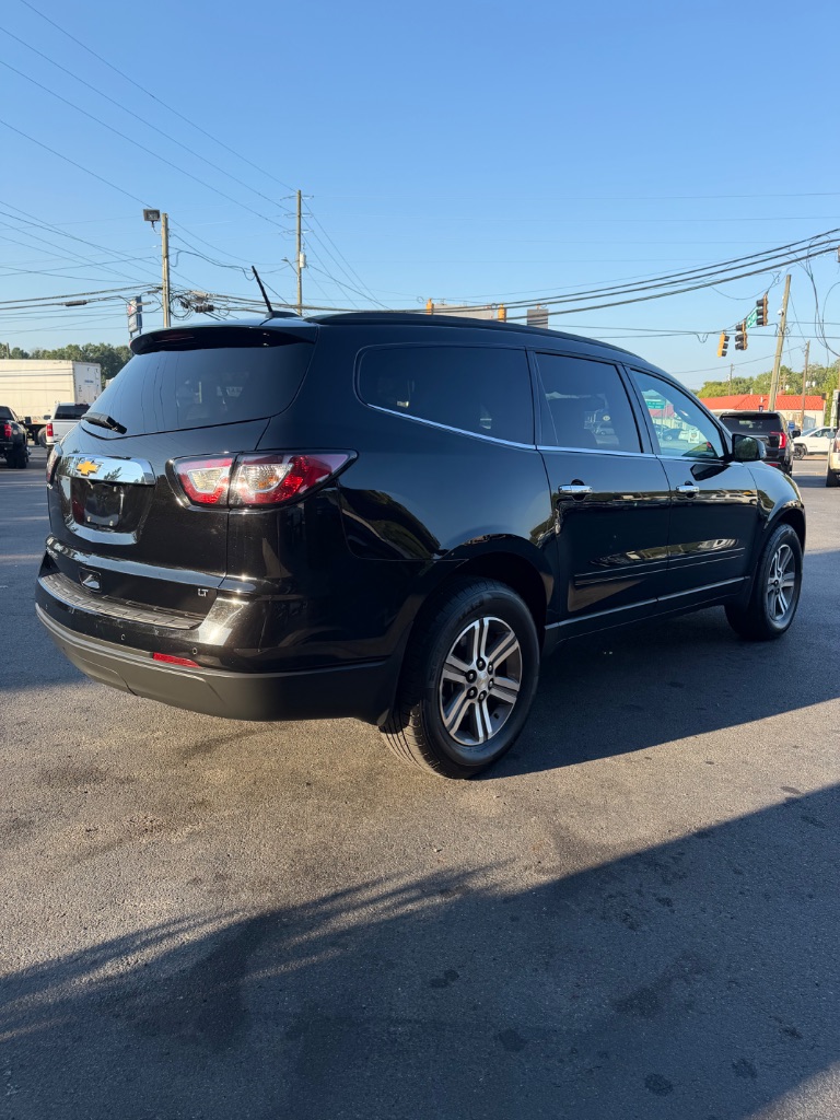 2017 Chevrolet Traverse - $9,900