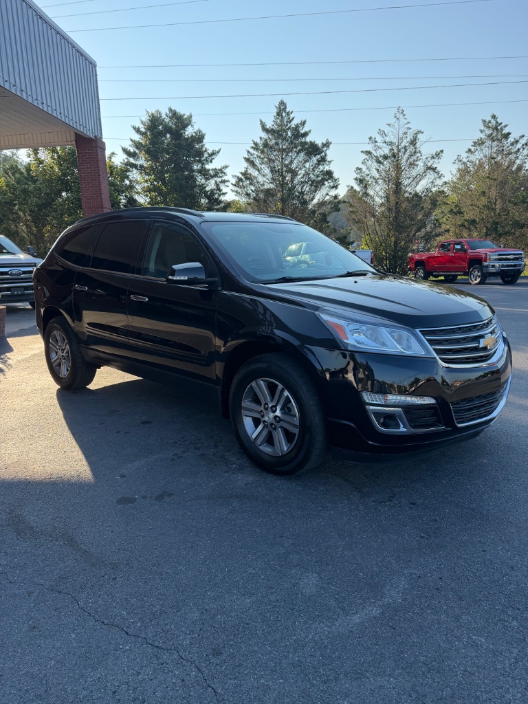 2017 Chevrolet Traverse - $9,900