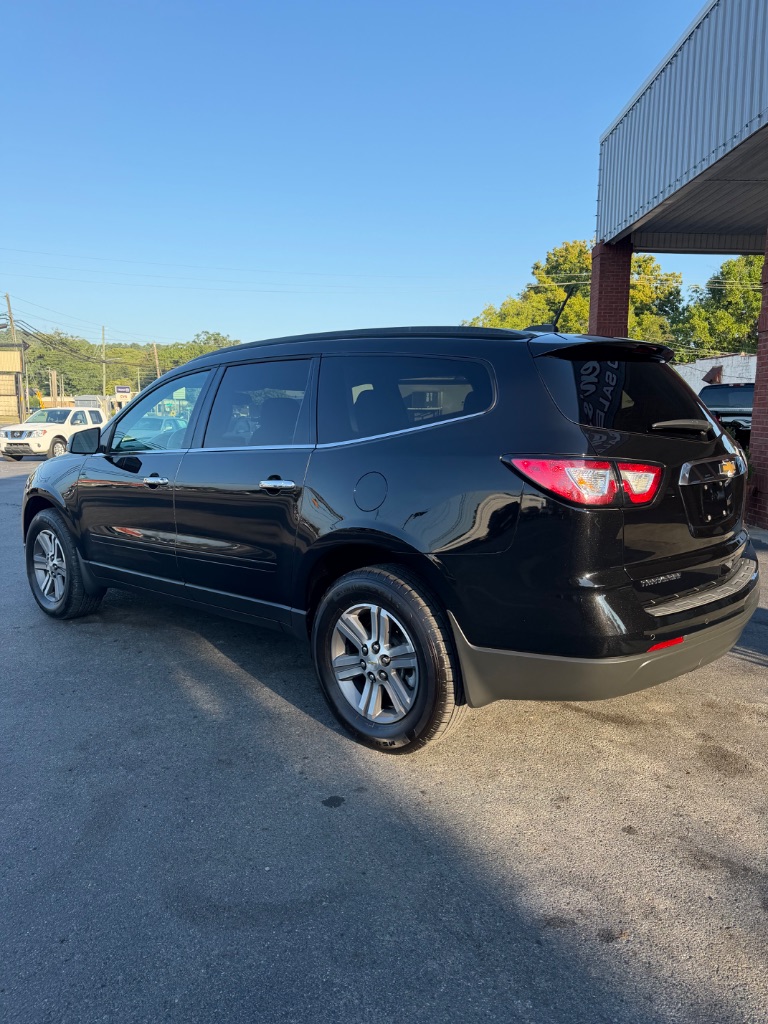 2017 Chevrolet Traverse - $9,900