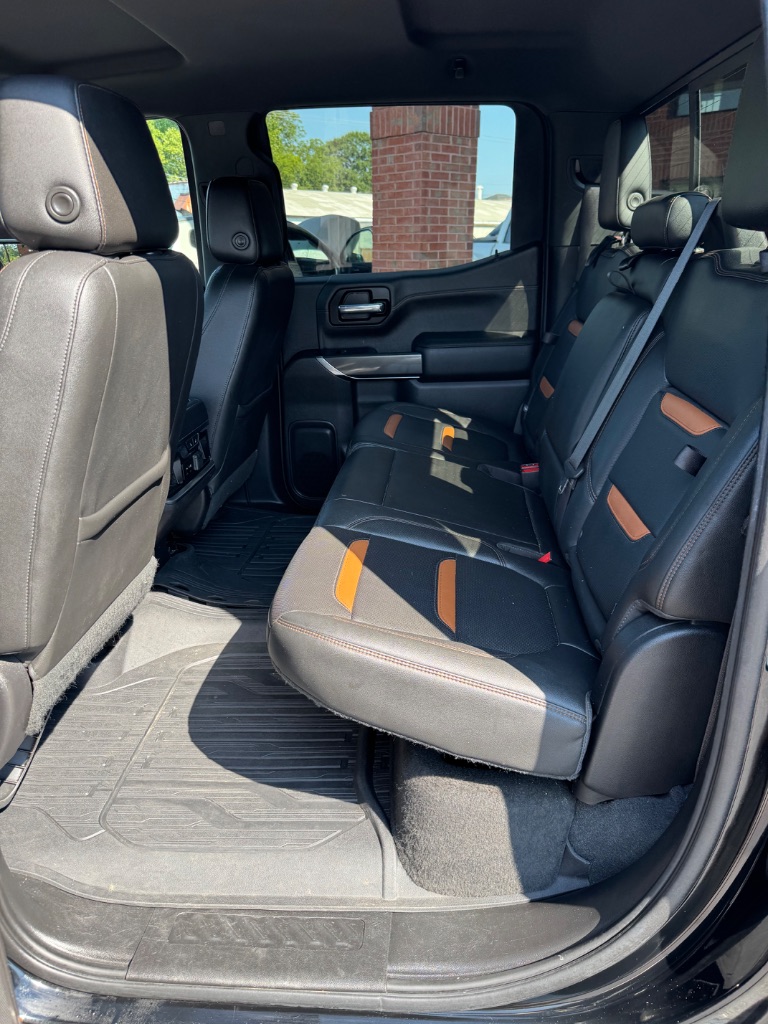 2019 GMC Sierra - $27,900