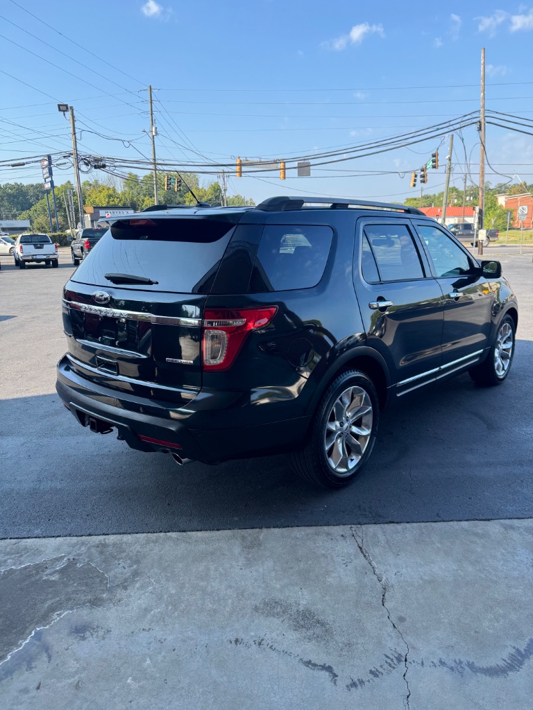 2014 Ford Explorer - $8,500