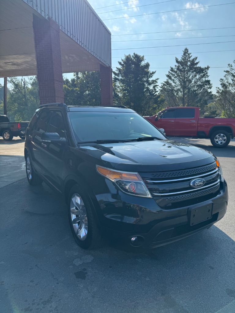 2014 Ford Explorer - $8,500