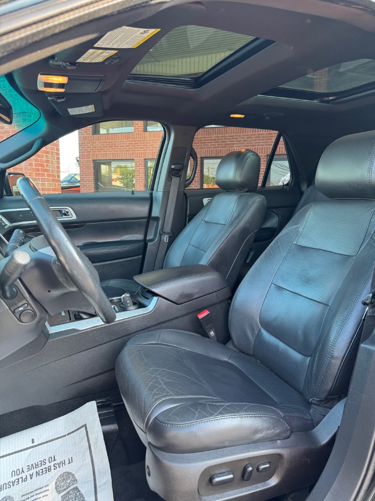 2014 Ford Explorer - $8,500