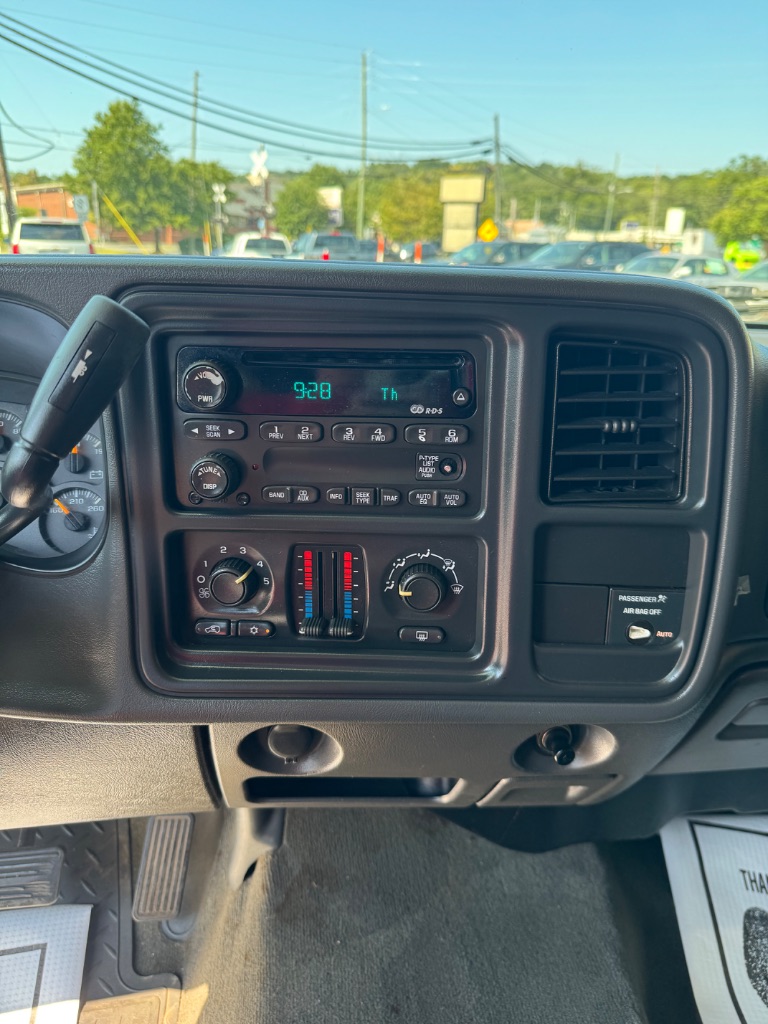 2003 Chevrolet Silverado - $7,900