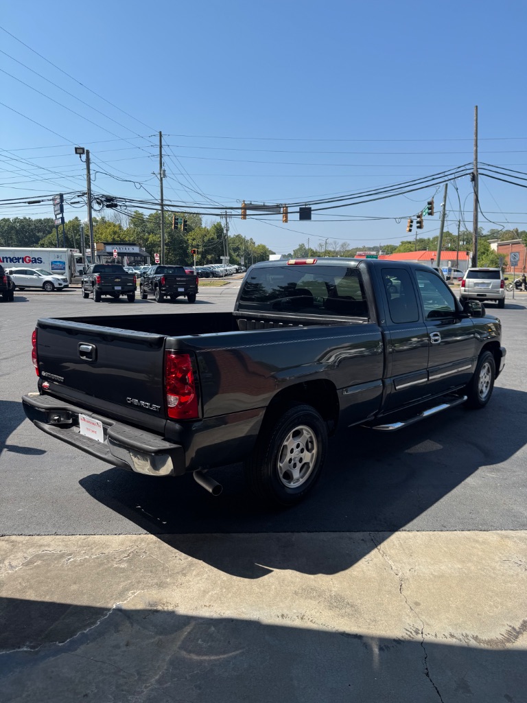 2003 Chevrolet Silverado - $7,900