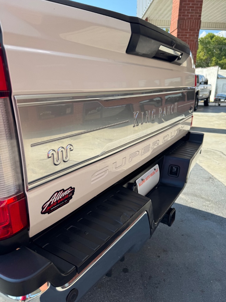 2019 Ford F-350 - $38,900
