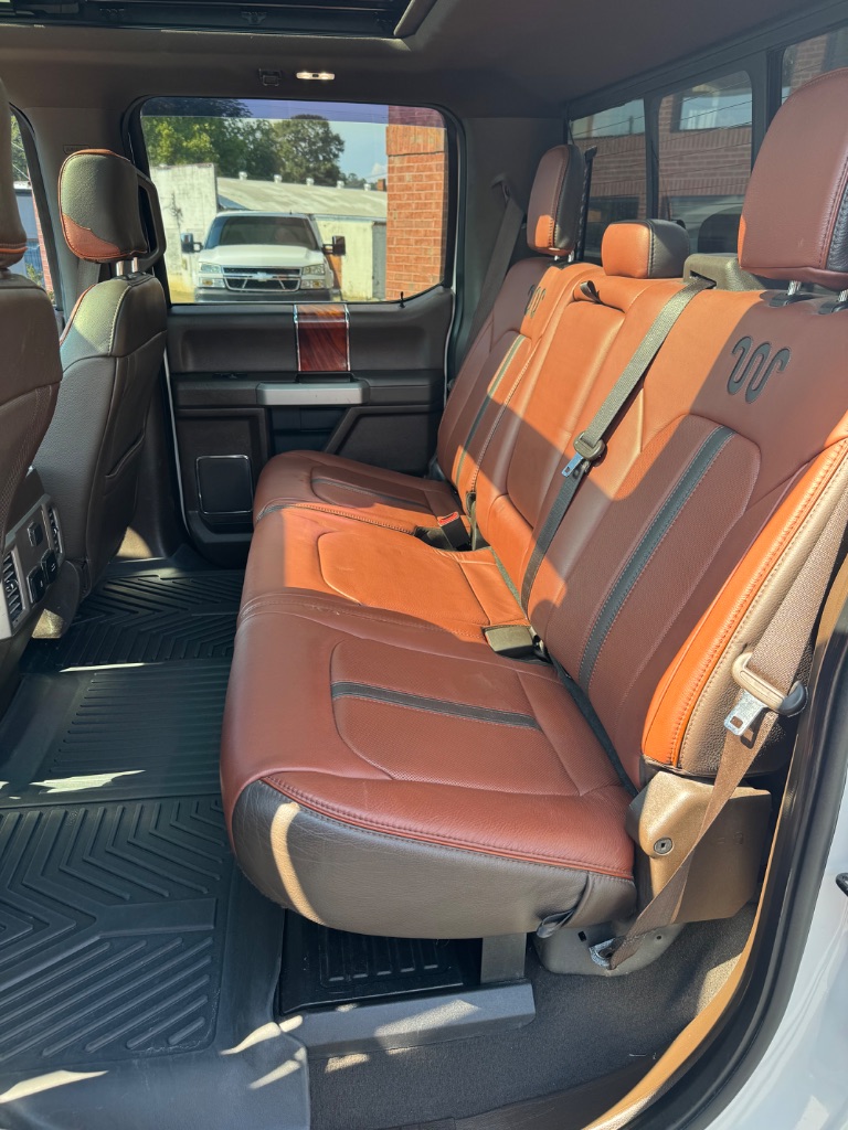 2019 Ford F-350 - $38,900