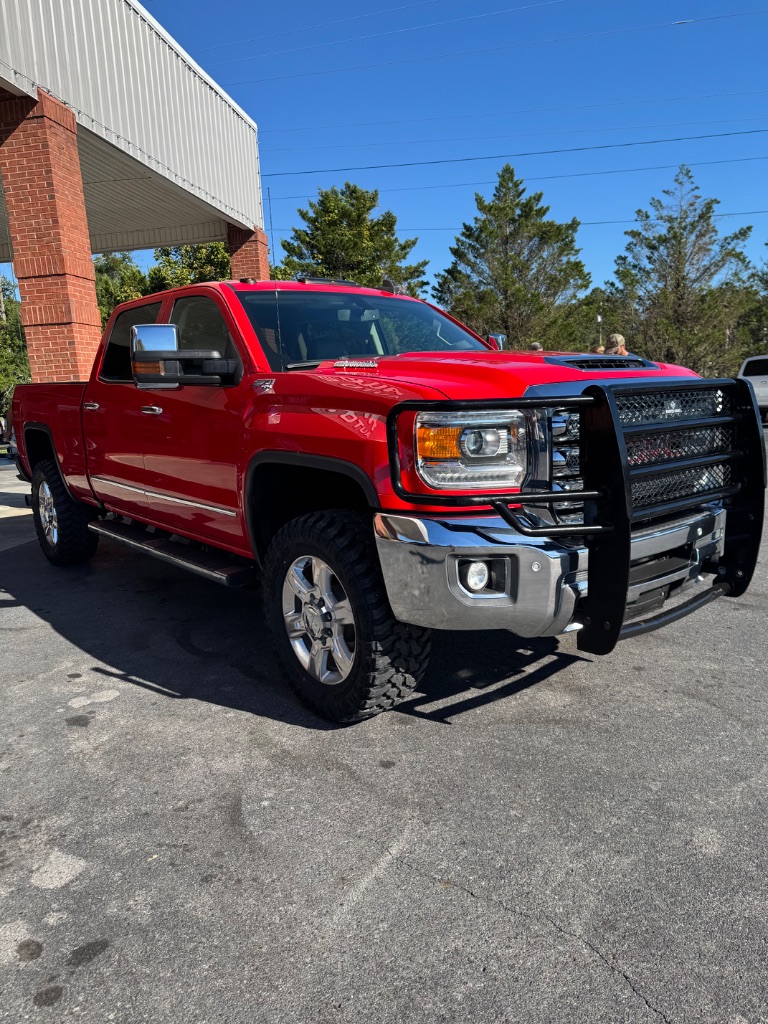 2018 GMC Sierra - $39,900