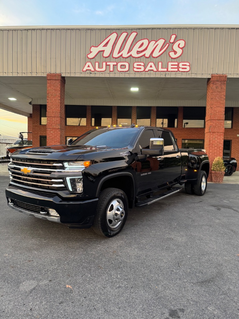2021 Chevrolet Silverado - $36,900