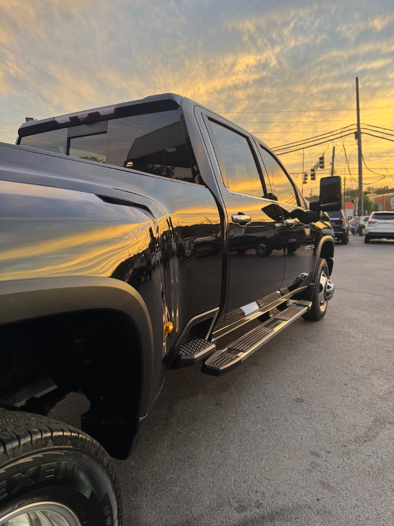 2021 Chevrolet Silverado - $36,900