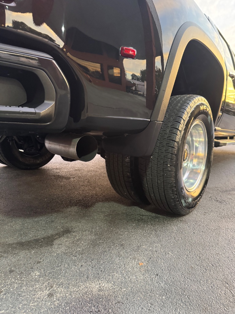 2021 Chevrolet Silverado - $36,900