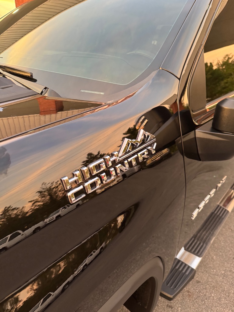 2021 Chevrolet Silverado - $36,900