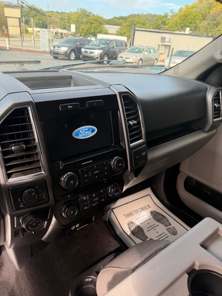 2016 Ford F-150 - $16,900