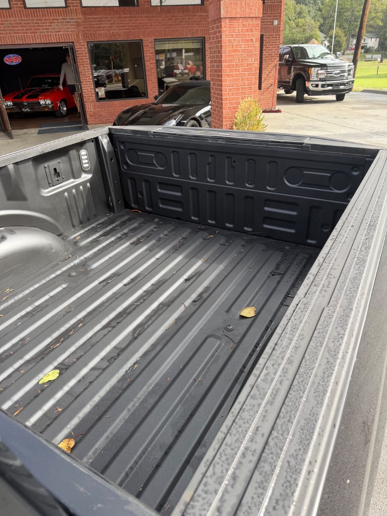 2016 Ford F-150 - $16,900
