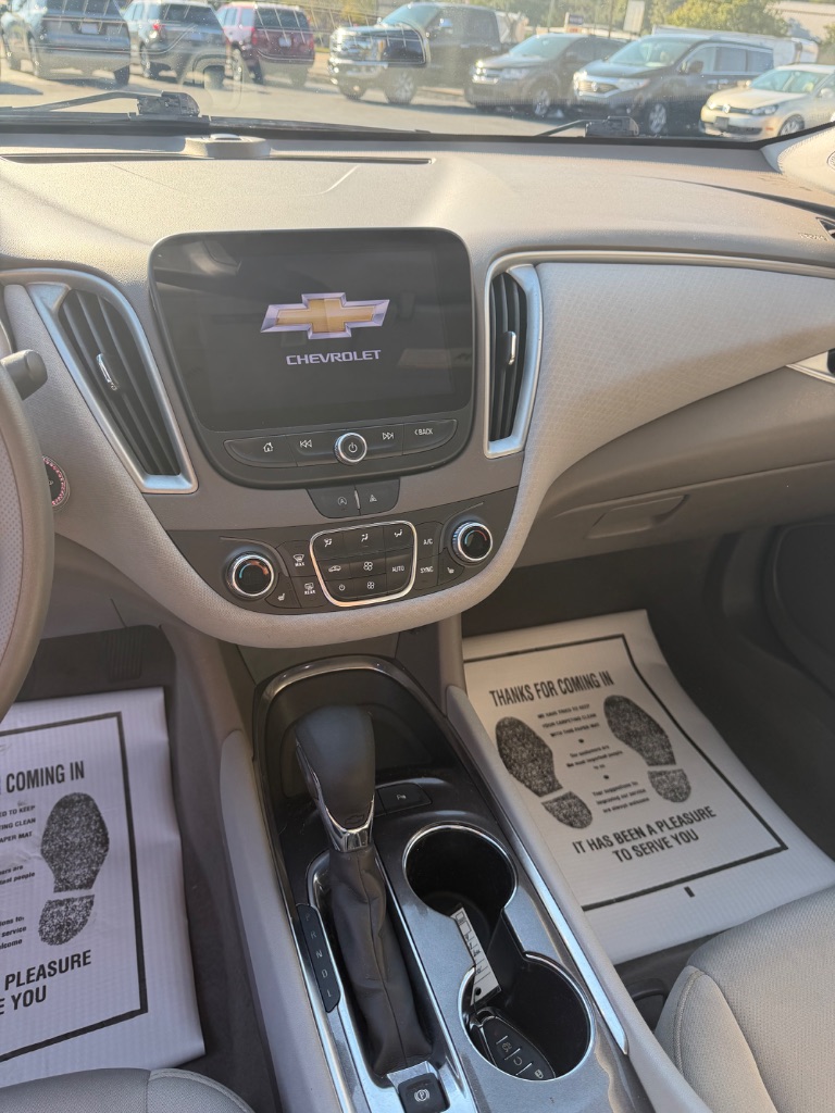 2024 Chevrolet Malibu - $14,900