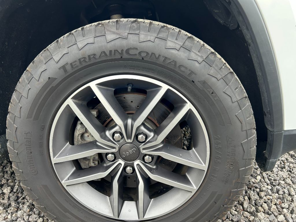 2021 Jeep Cherokee - $17,100