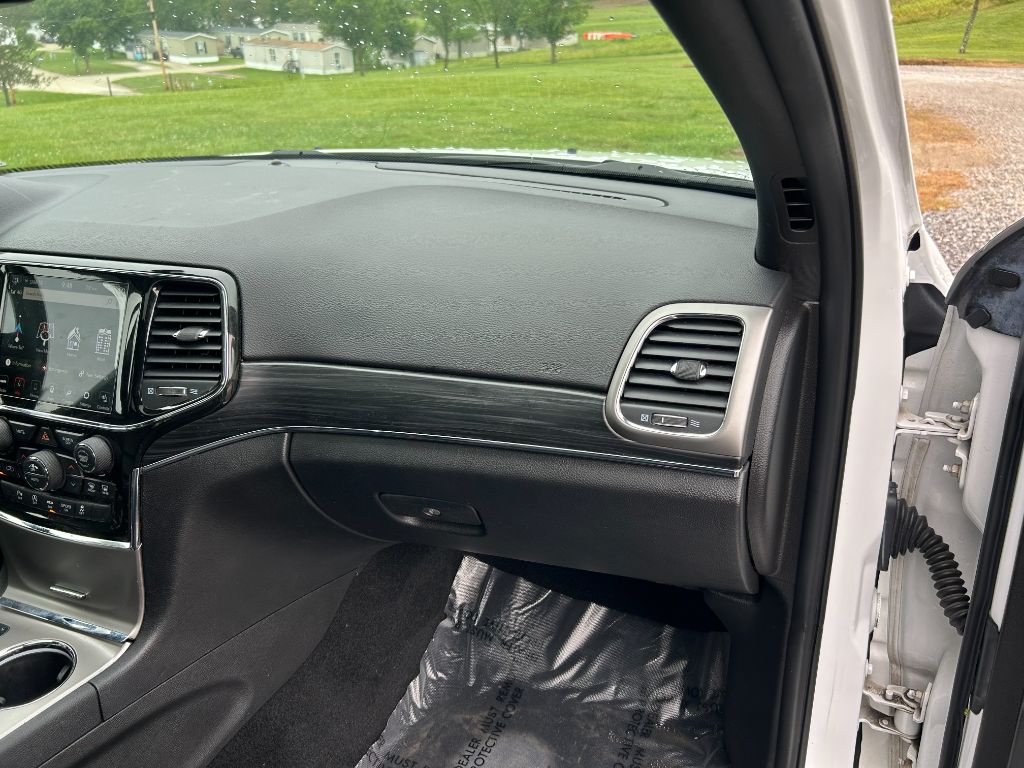 2021 Jeep Cherokee - $17,100