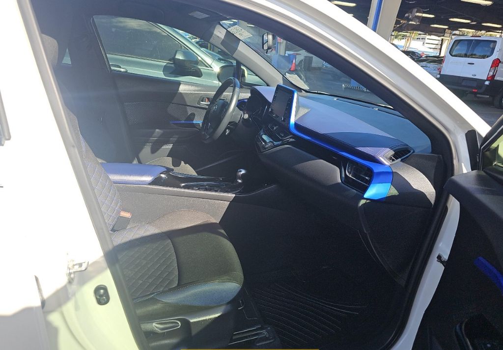 2020 Toyota C-HR - $15,500