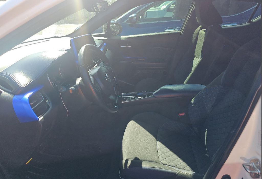2020 Toyota C-HR - $15,500