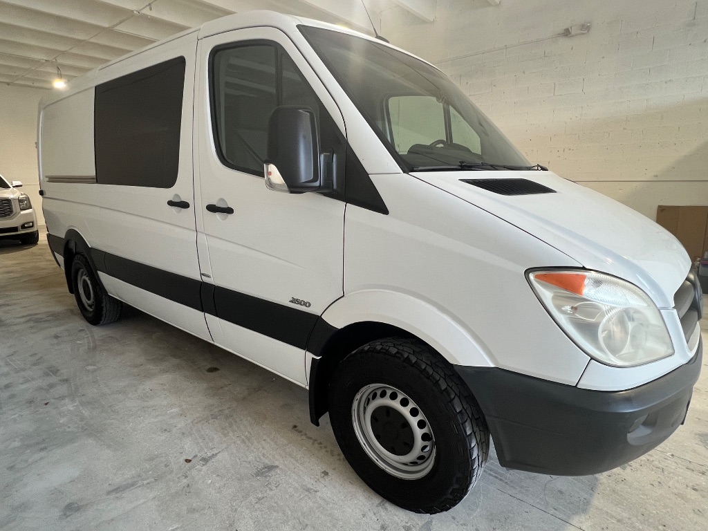 2012 Mercedes-Benz 500 - $11,000