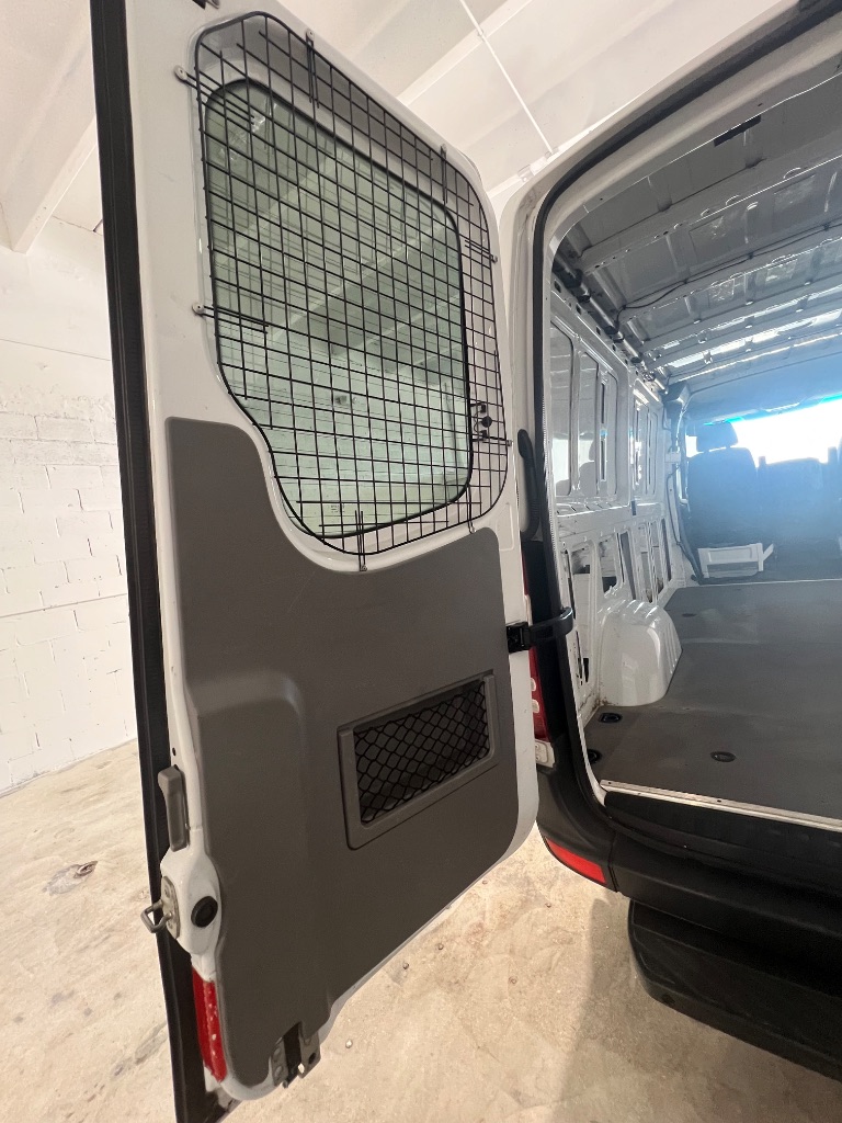 2012 Mercedes-Benz 500 - $11,000