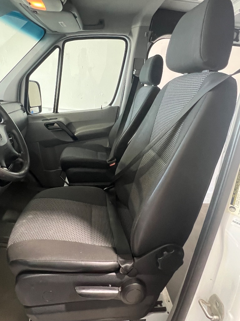 2012 Mercedes-Benz 500 - $11,000