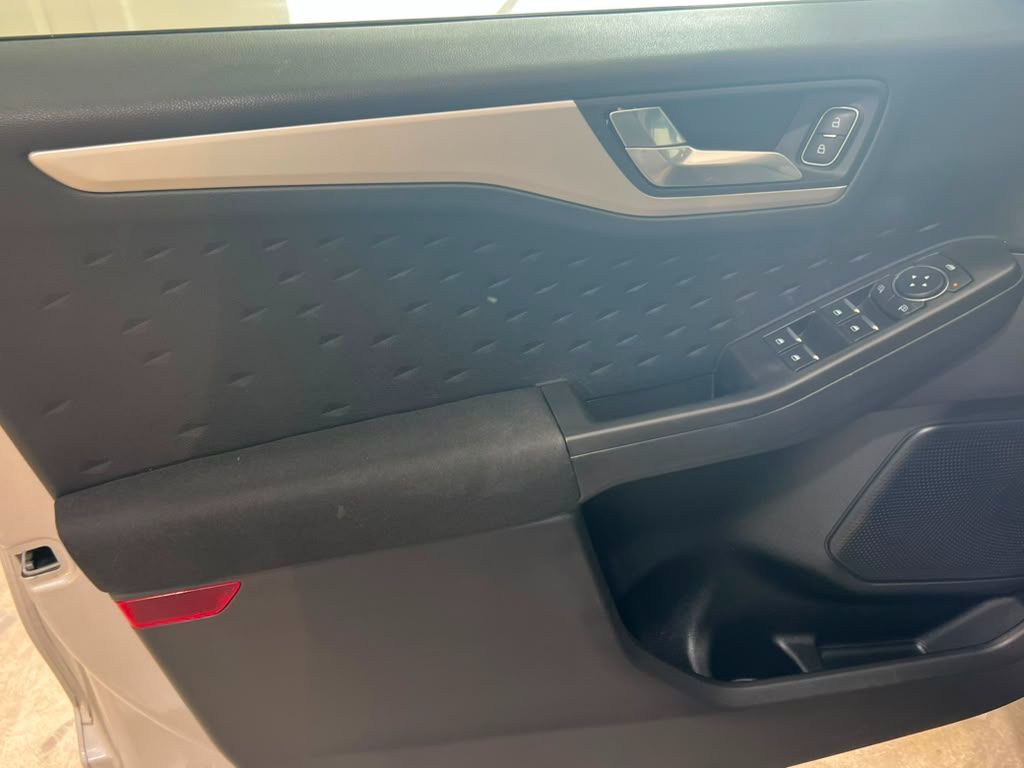 2020 Ford Escape - $13,650