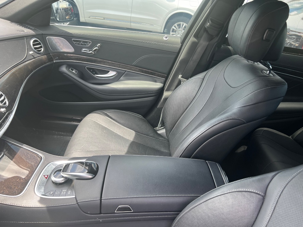 2017 Mercedes-Benz S-class - $26,500
