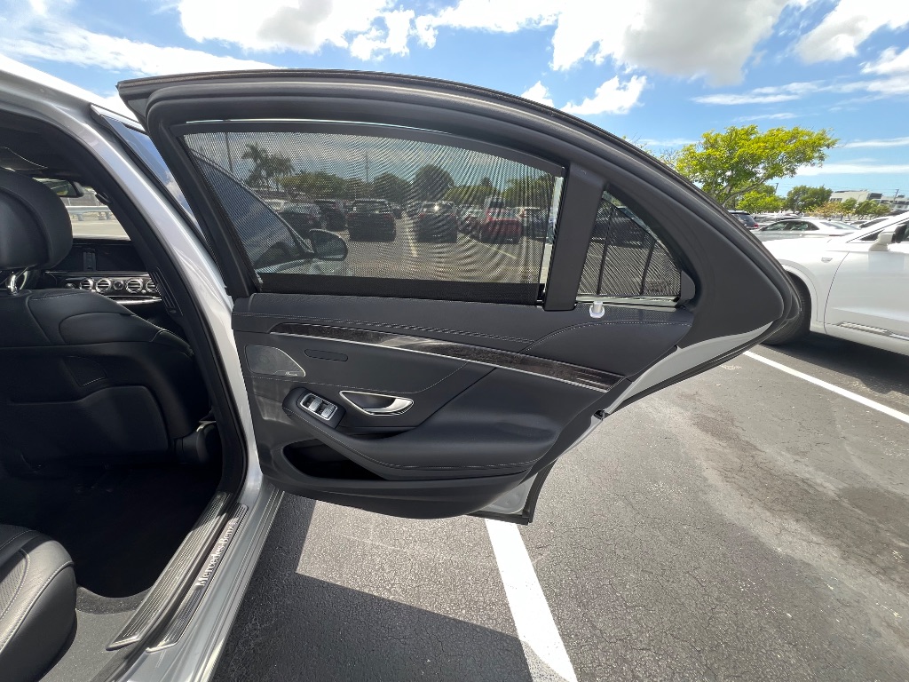 2017 Mercedes-Benz S-class - $26,500