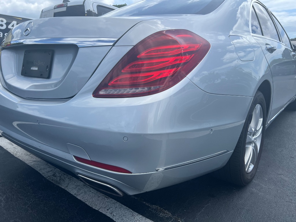 2017 Mercedes-Benz S-class - $26,500