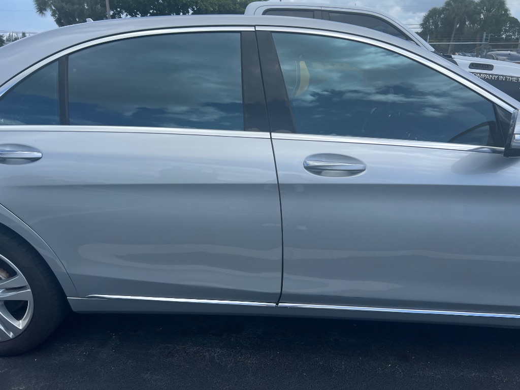 2017 Mercedes-Benz S-class - $26,500