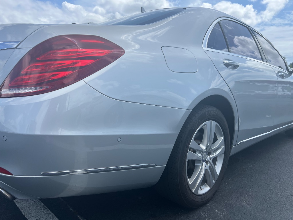 2017 Mercedes-Benz S-class - $26,500