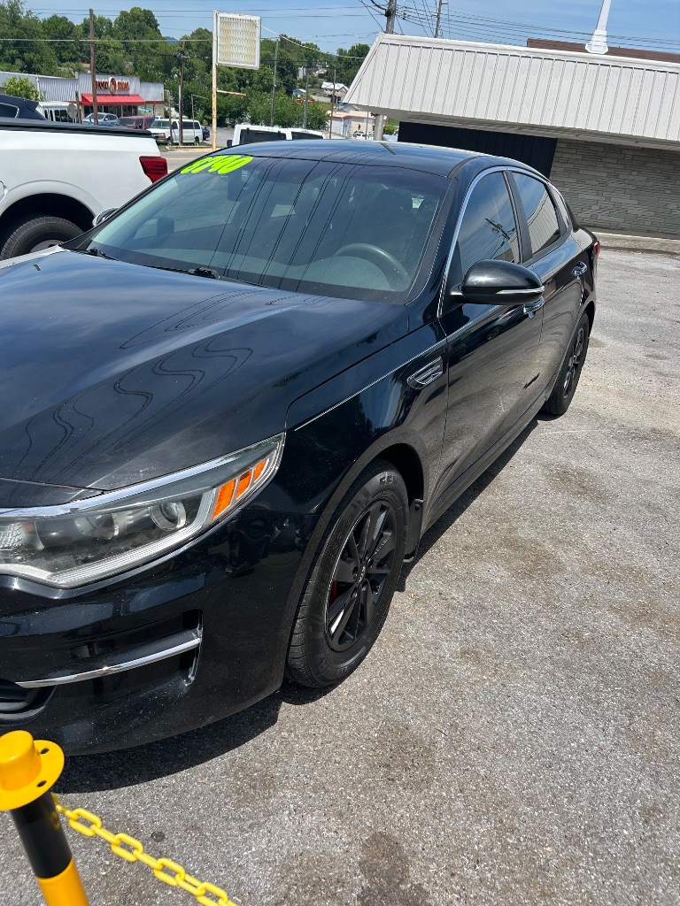 2016 Kia Optima - $8,740