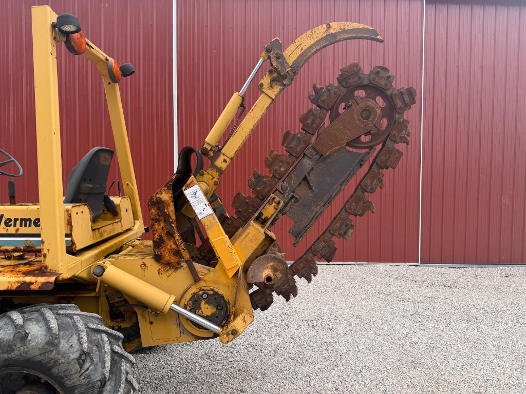 2005 Vermeer V8550a - $13,000