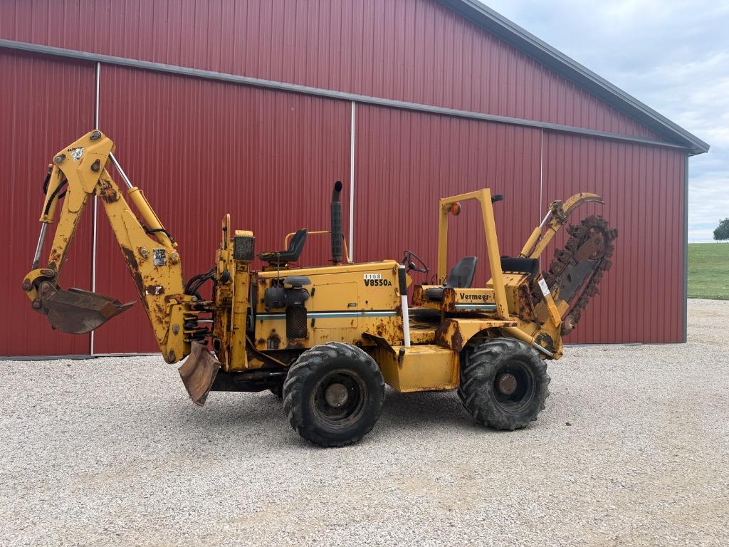 2005 Vermeer V8550a - $13,000