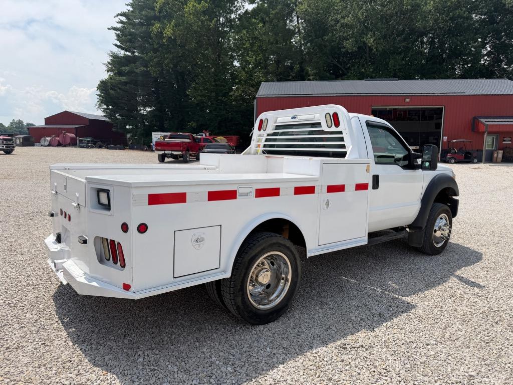 2015 Ford F-550 - $23,500