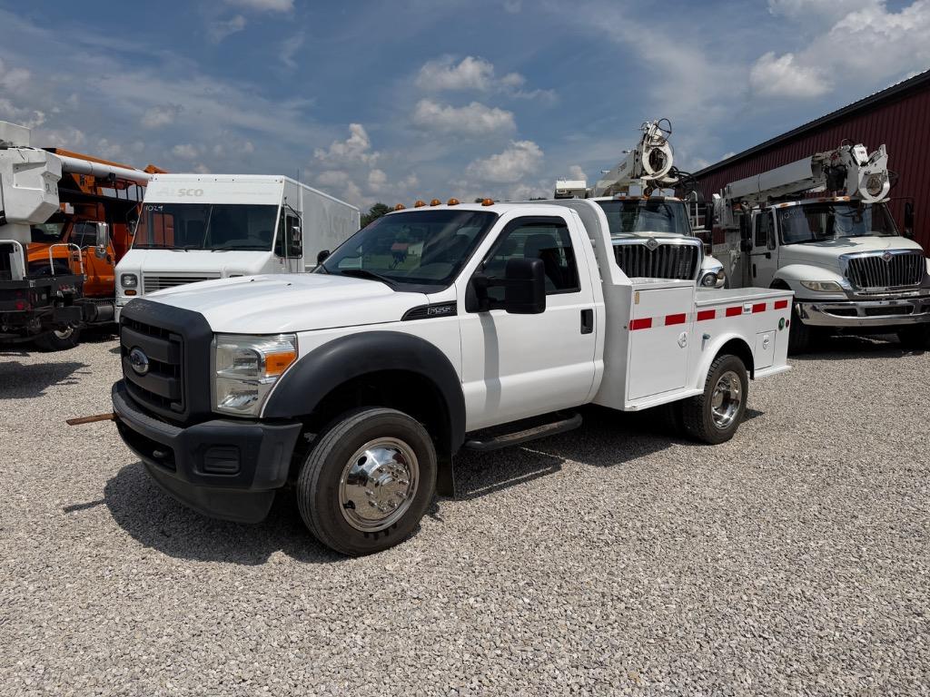 2015 Ford F-550 - $23,500