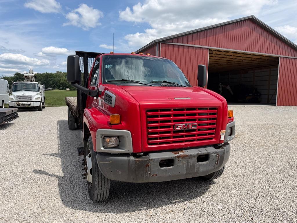 2006 GMC C6 - $8,500