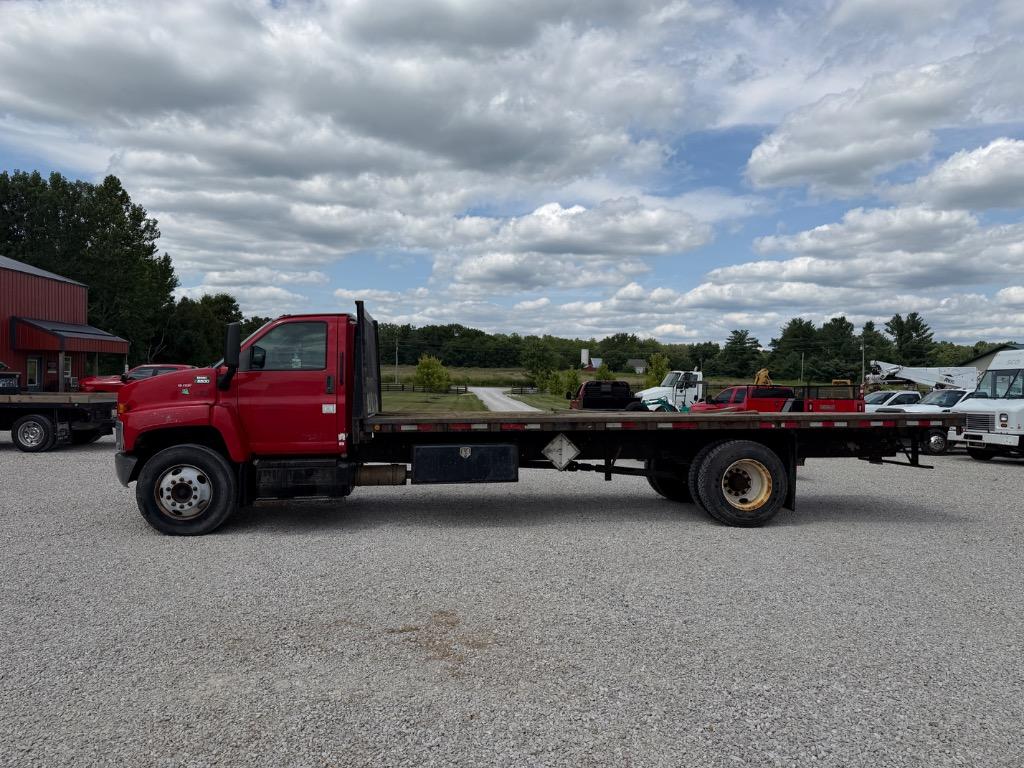 2006 GMC C6 - $8,500