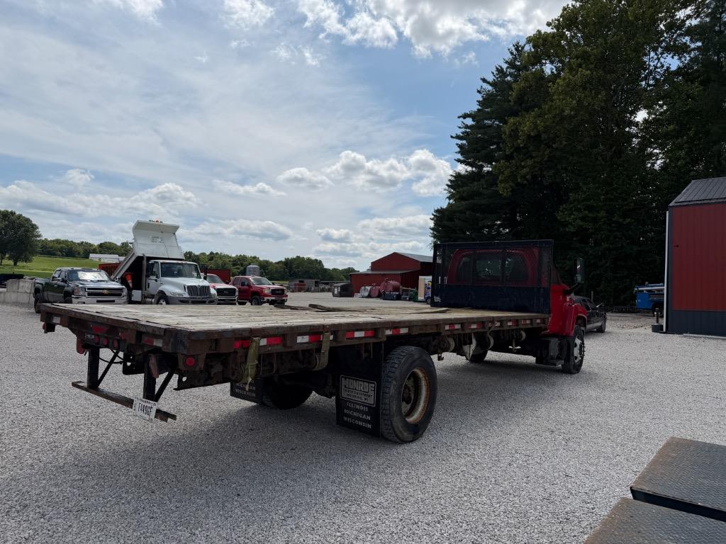 2006 GMC C6 - $8,500
