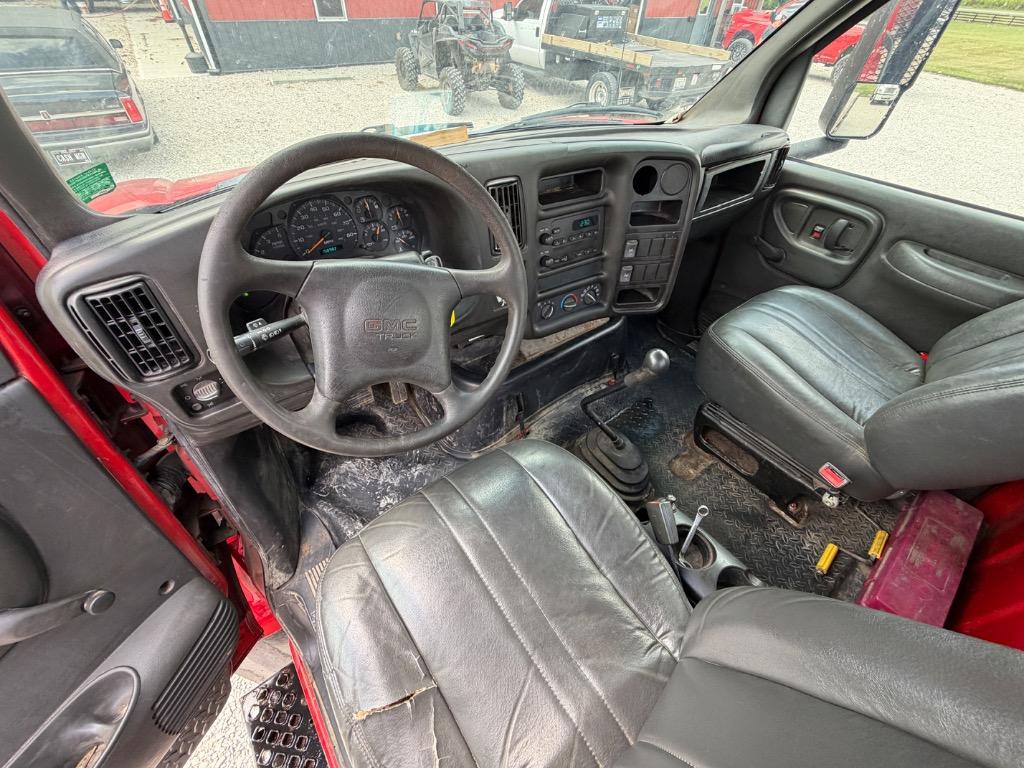 2006 GMC C6 - $8,500