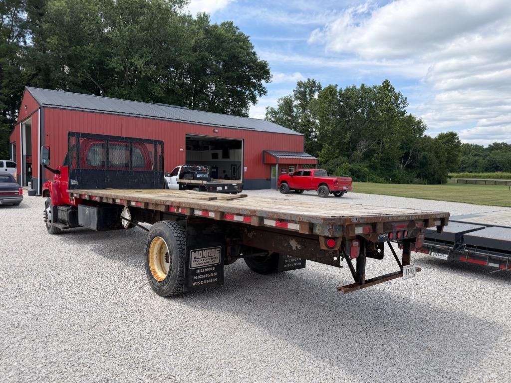 2006 GMC C6 - $8,500