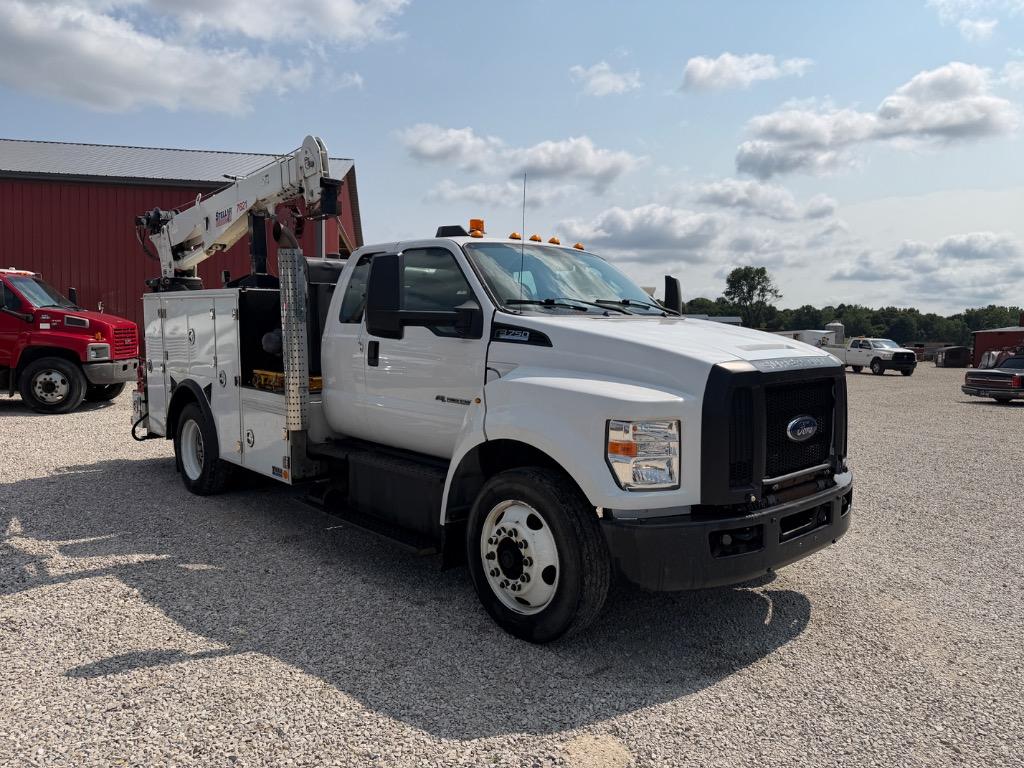 2018 Ford F-750 - $82,900